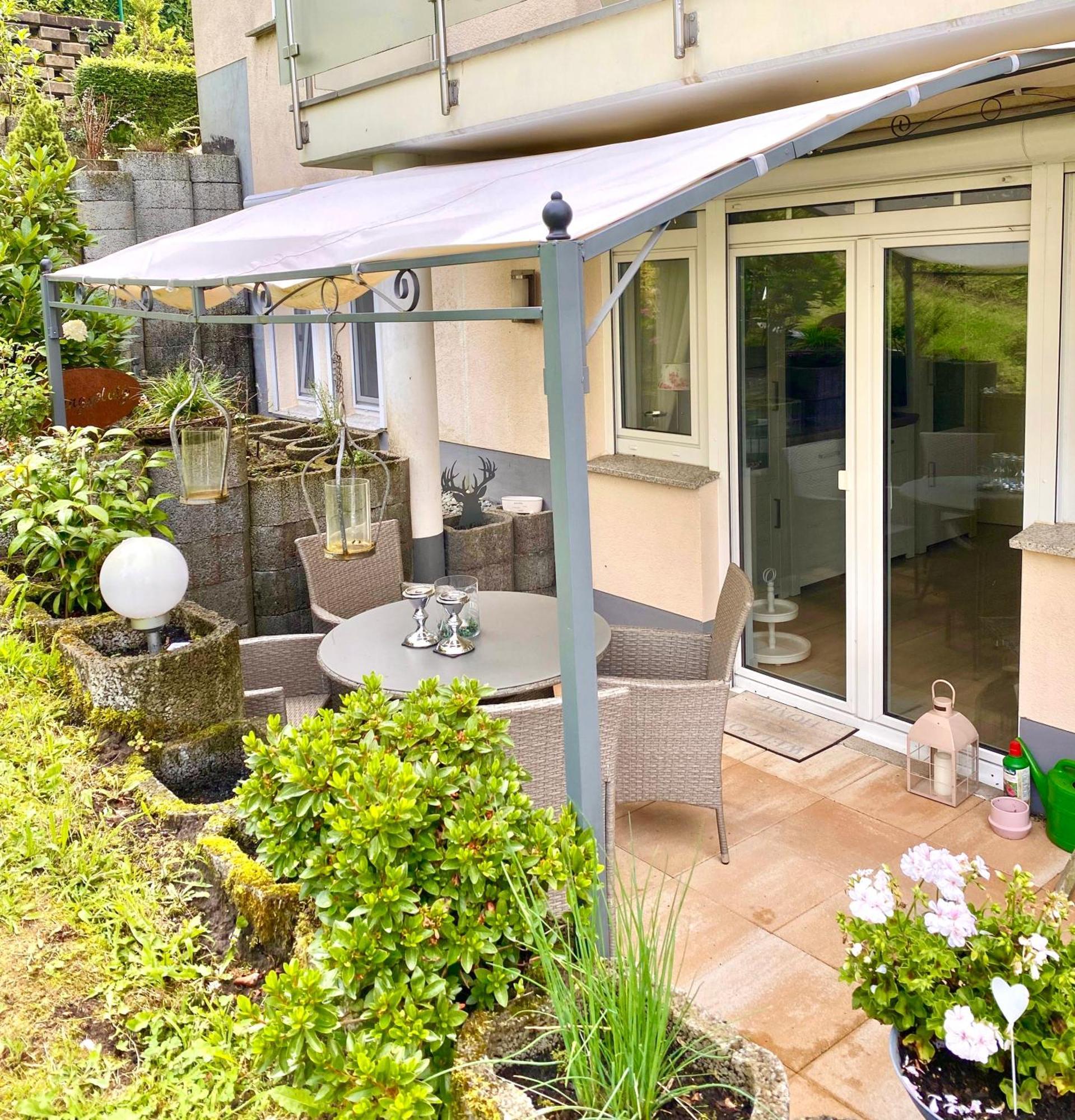 Apartment Pipergast Mit Terrasse